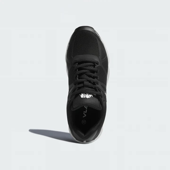zapatilla vlack negras vista de arriba