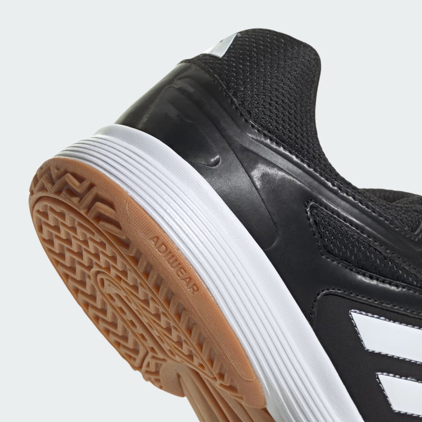 Zapatilla ADIDAS Speedcourt NEGRAS