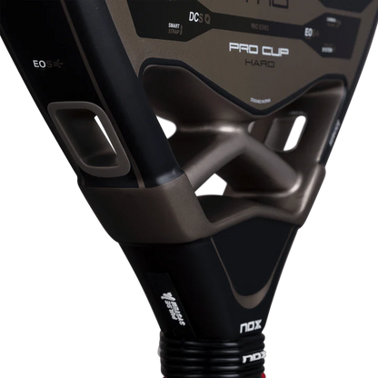 PALA NOX AT10 Pro Cup Hard 2026 by Agustin Tapia