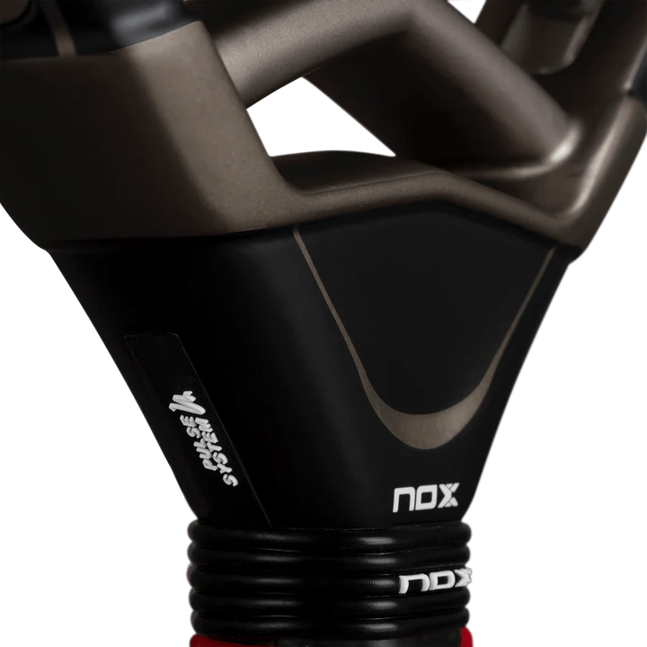 PALA NOX AT10 Pro Cup Hard 2026 by Agustin Tapia